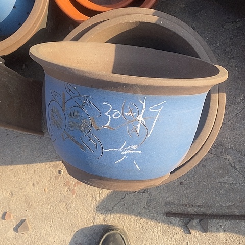 紫砂中国宜兴紫砂花盆，