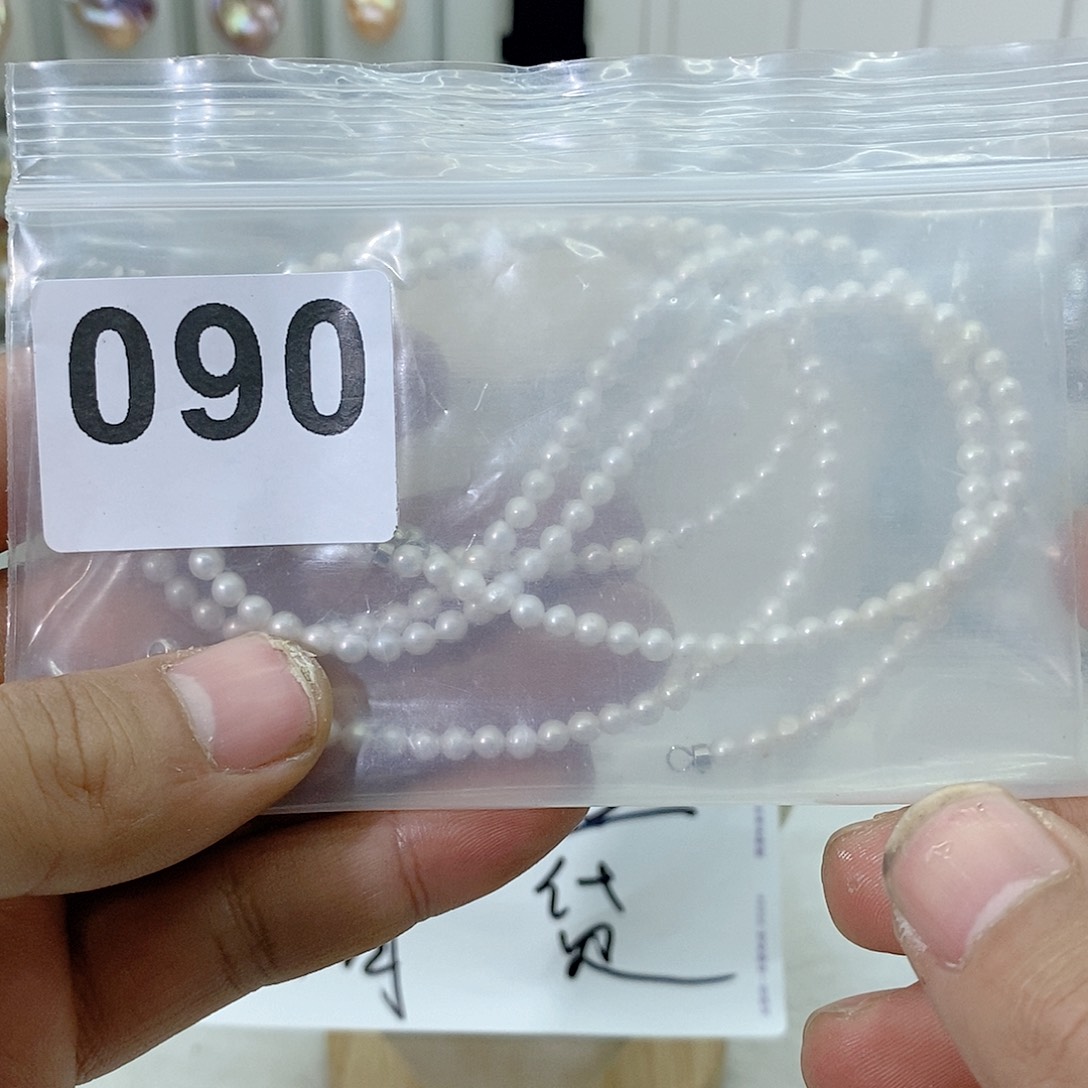 淡水珍珠颈饰合金