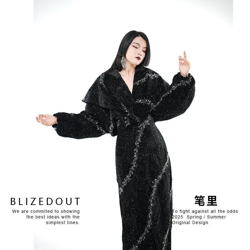 笔里【BLIZEDOUT】独立设计5110809黑色肌理面料秋冬翻领夹棉短外套