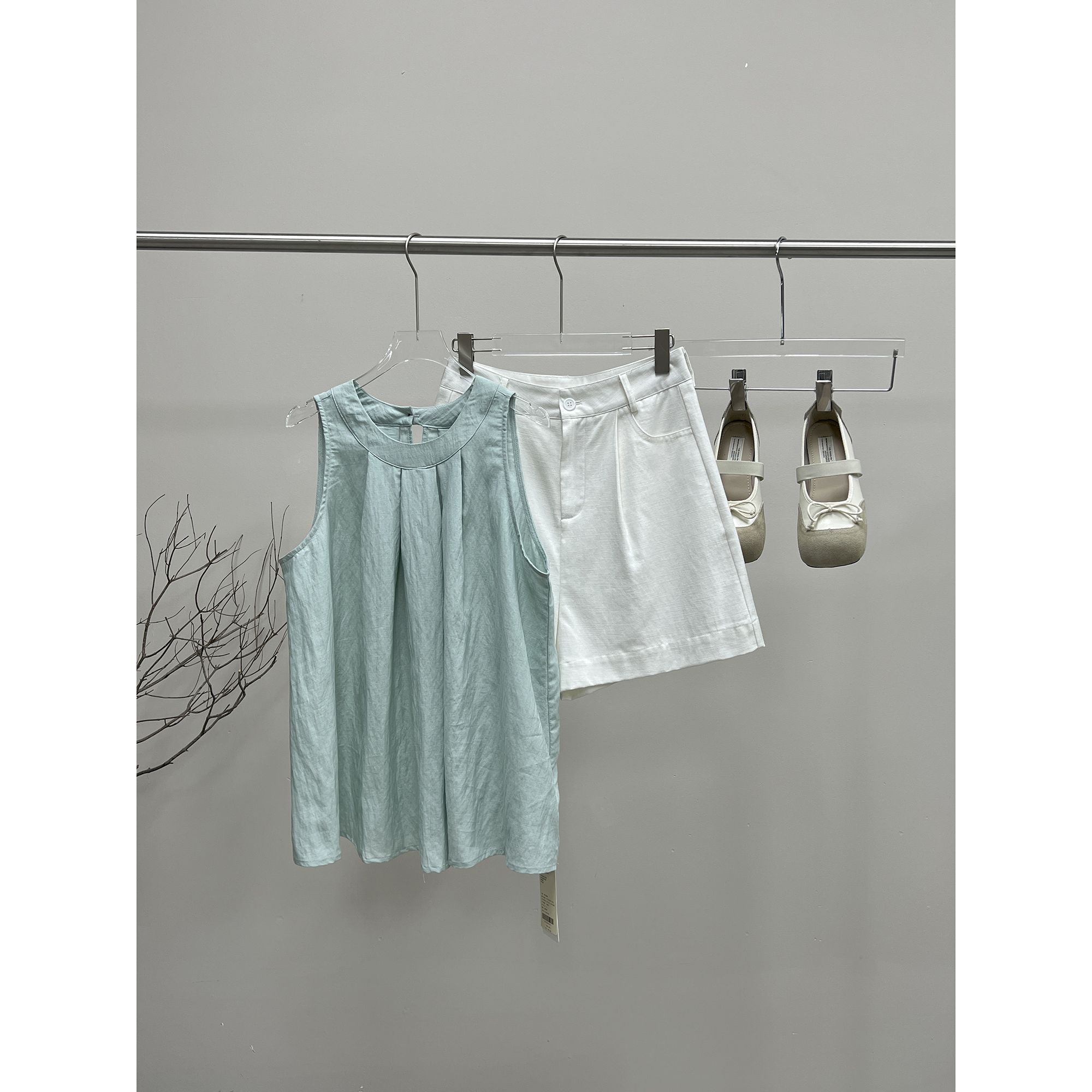 薄荷绿莱赛尔天丝背心25210002（清）