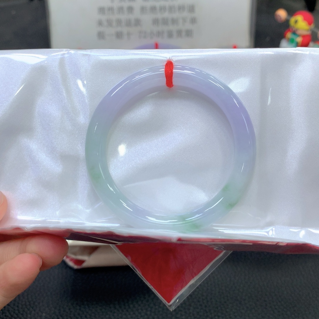 风***淡翡翠未镶嵌手镯53圆