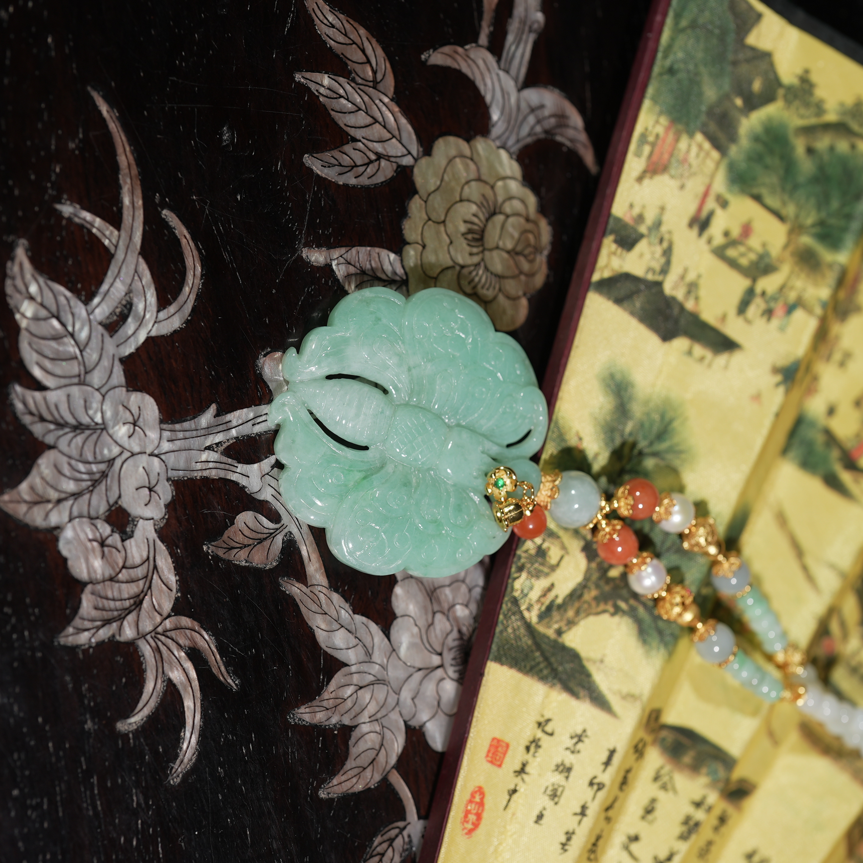 1.19香港王老板-翡翠吊坠6k915