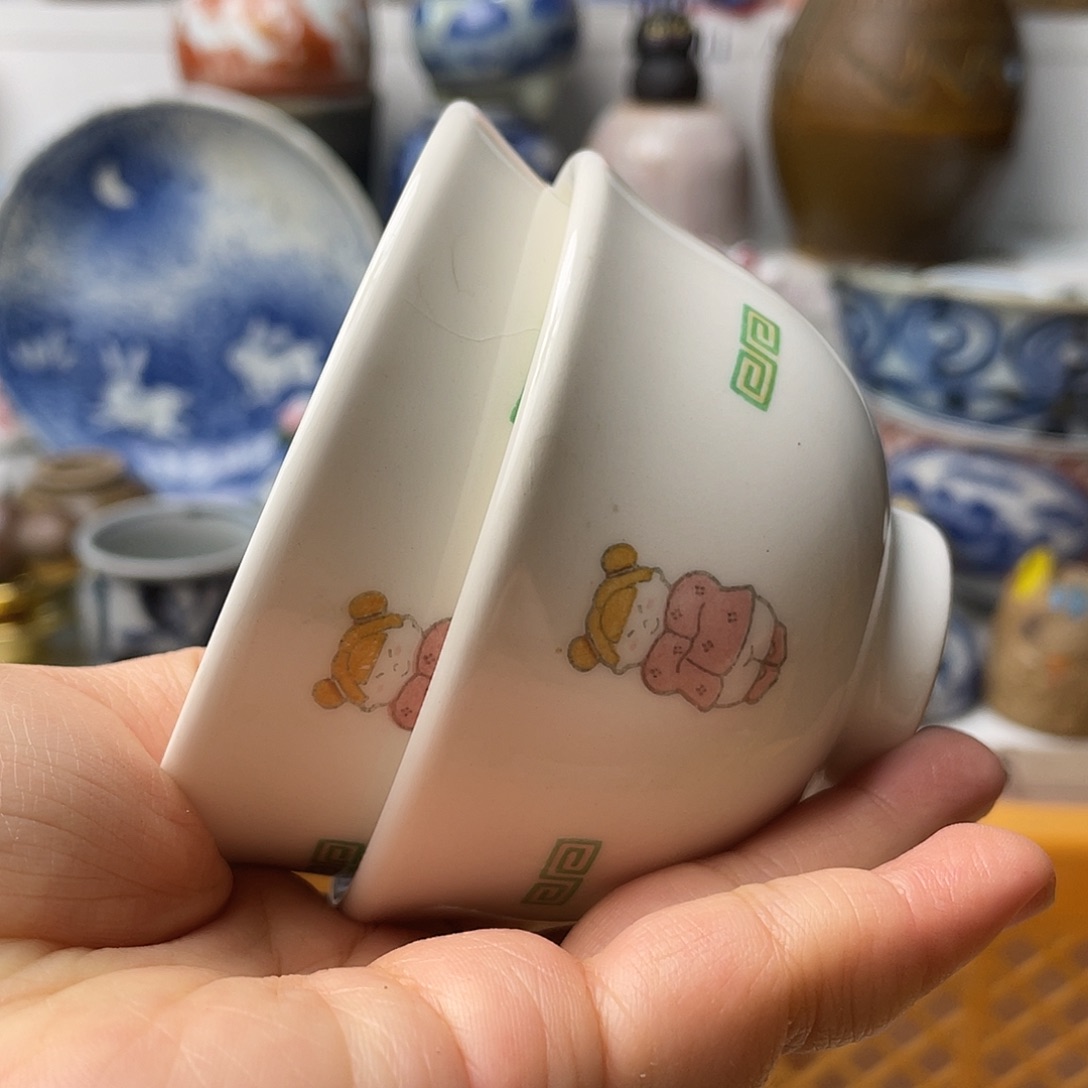 瓷片言*哈哈哈我在这一片混乱里活蹦乱 