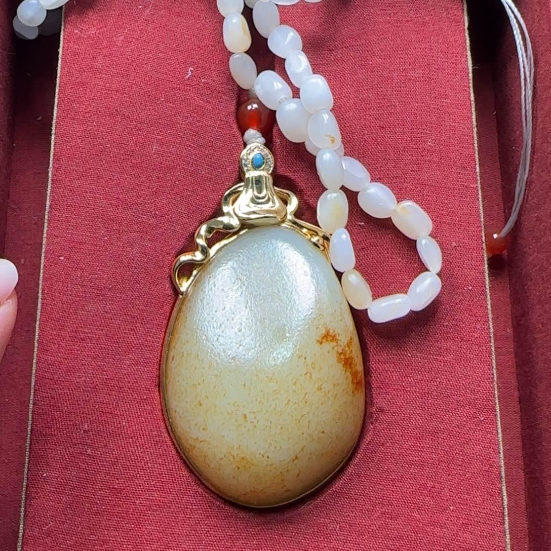 和田玉未镶嵌挂件