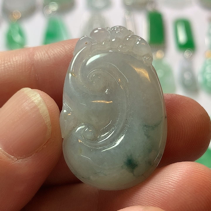 翡翠未镶嵌颈饰天然翡翠