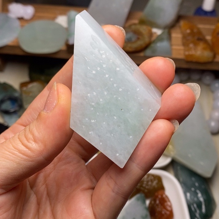 翡翠未镶嵌颈饰天然