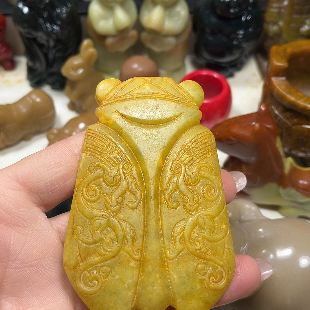 白玉菩提吊坠白玉菩提吊坠