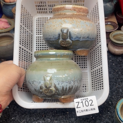 紫砂花盆微瑕102口径6厘米左右