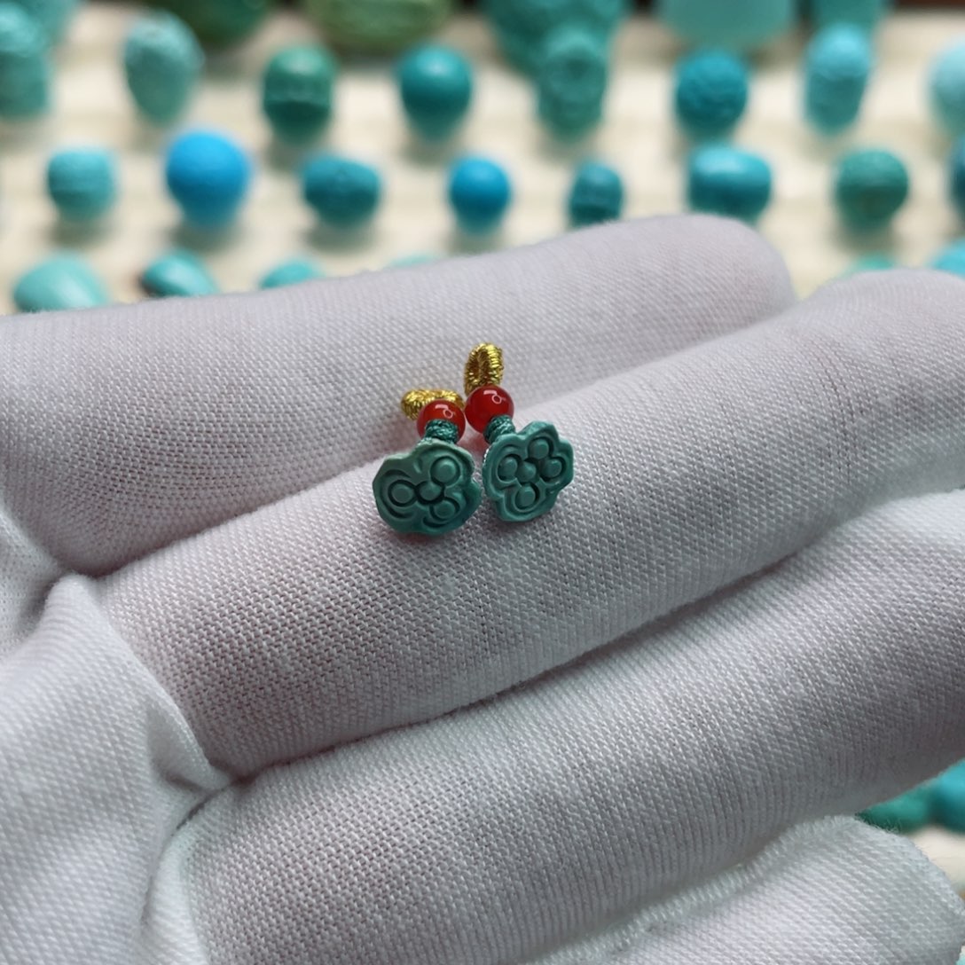 南红玛瑙未镶嵌珠宝奇石