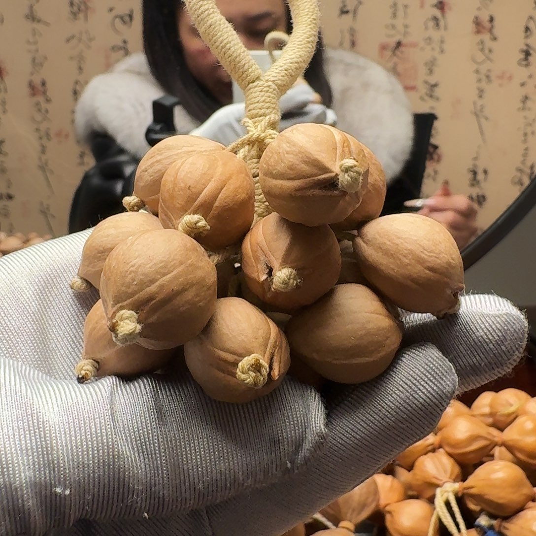 手串橄榄核葡萄串