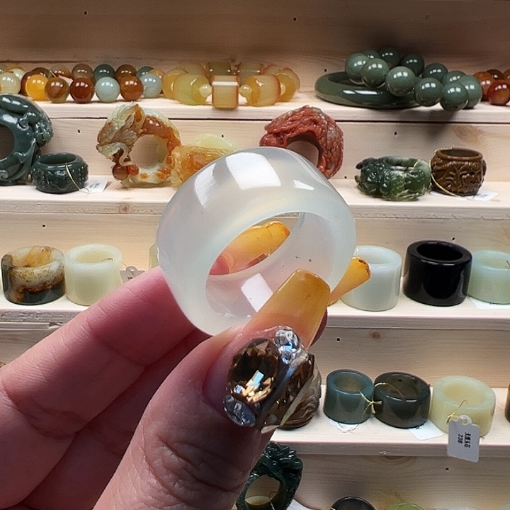 蛇纹石玉戒指未镶嵌内径21.8