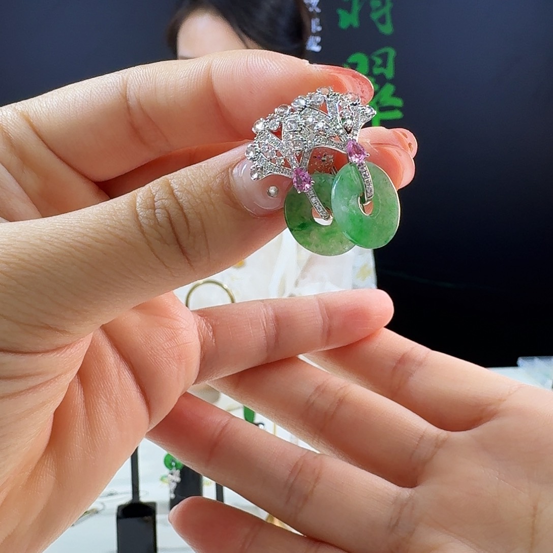 翡翠耳饰18K金镶嵌18k镶嵌