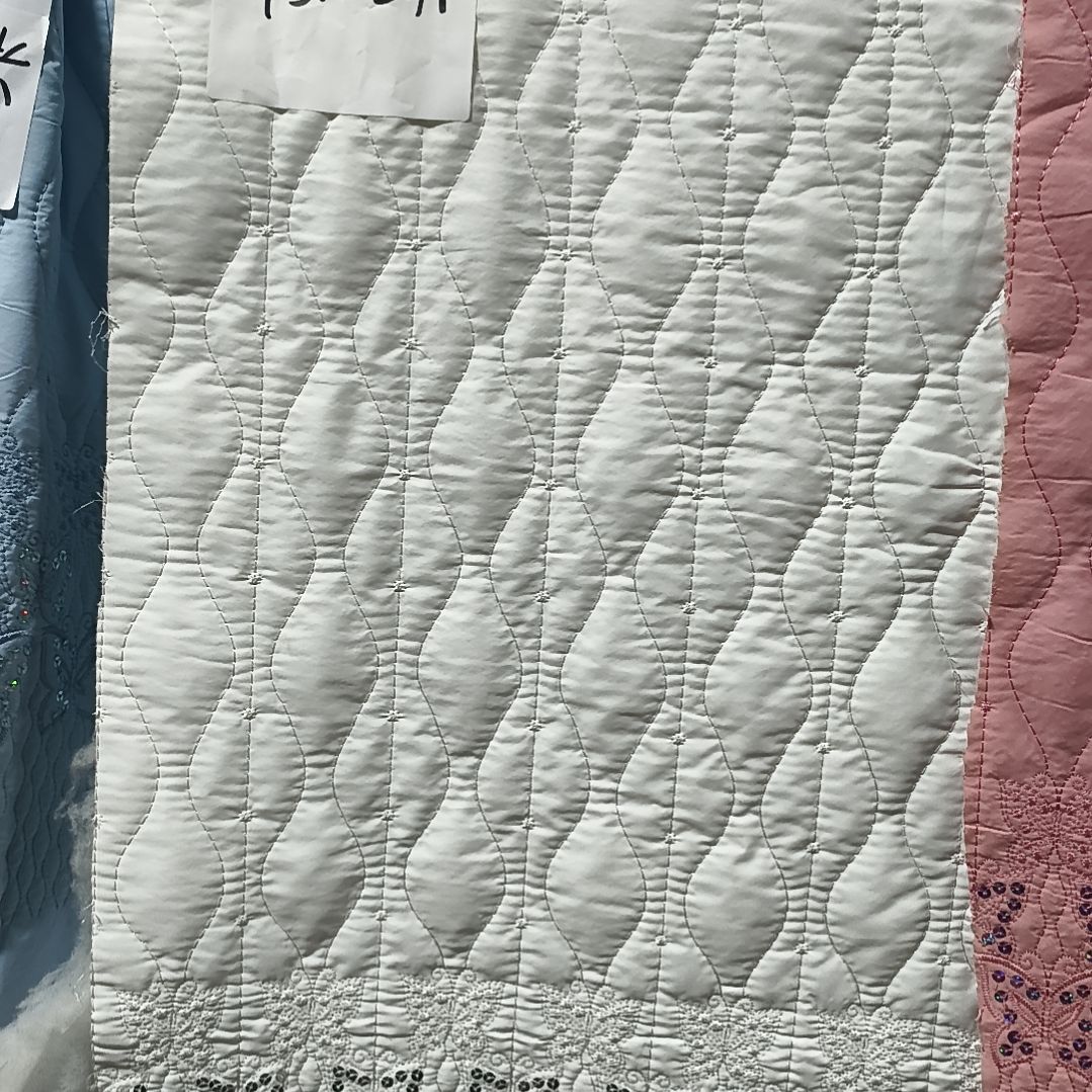 白色蝴蝶亮片款绗棉7.5元1米