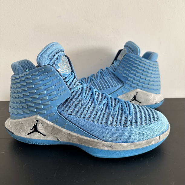 42码 九五新 无原盒 aj32 乔32 北卡蓝 白蓝 篮球鞋 男鞋