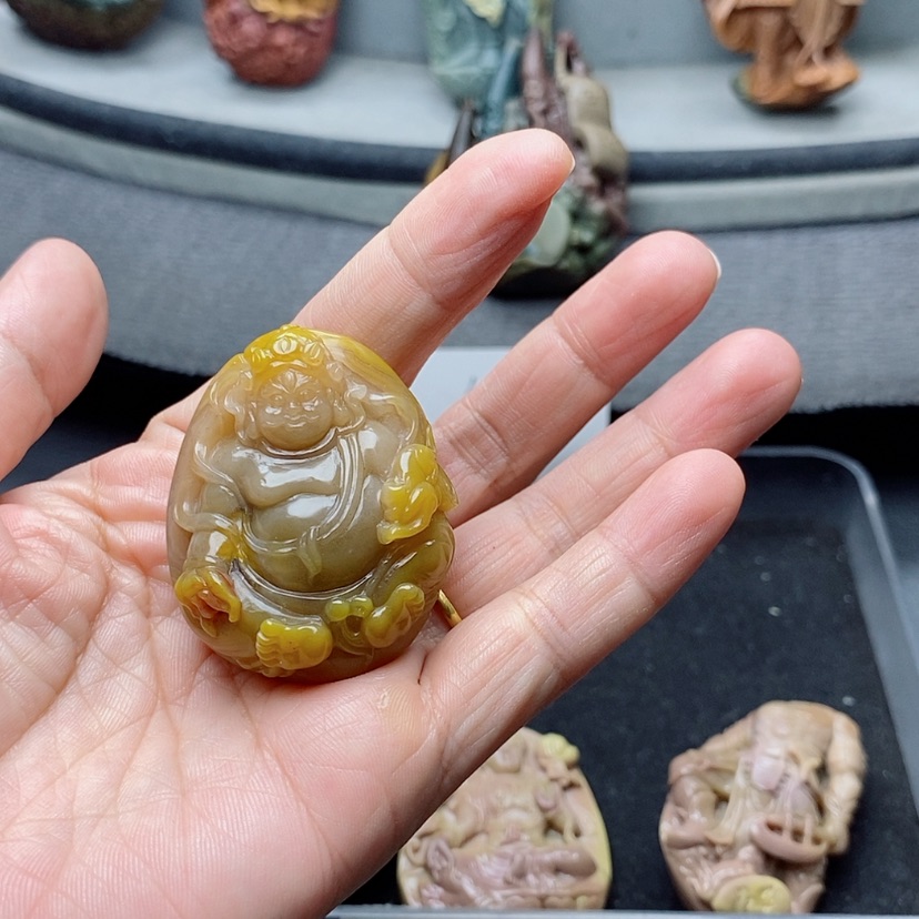 【闪购商品】定制石英质玉吊坠未镶嵌