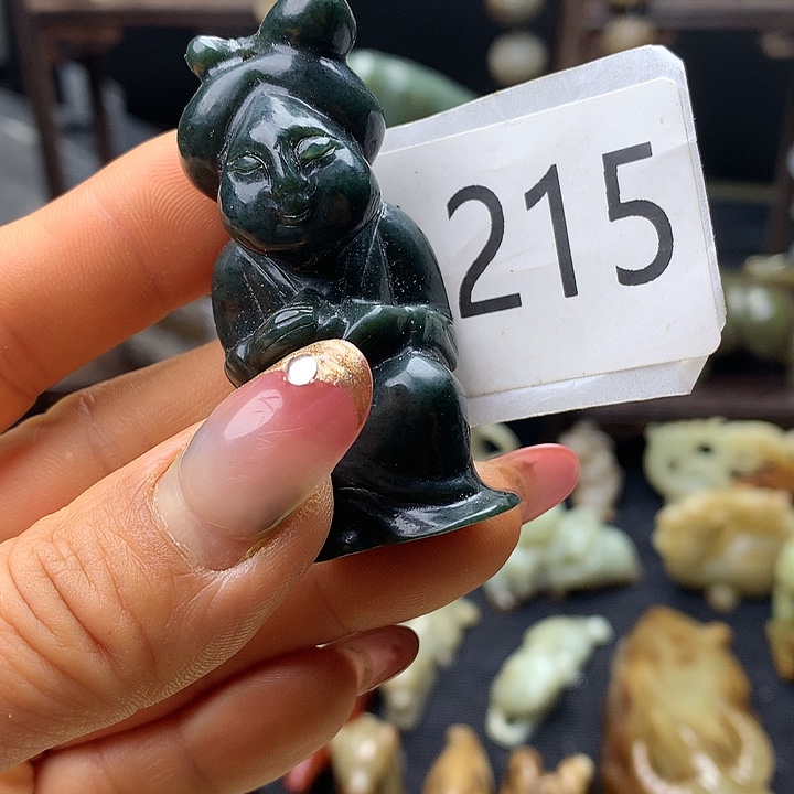 和田玉未镶嵌车挂