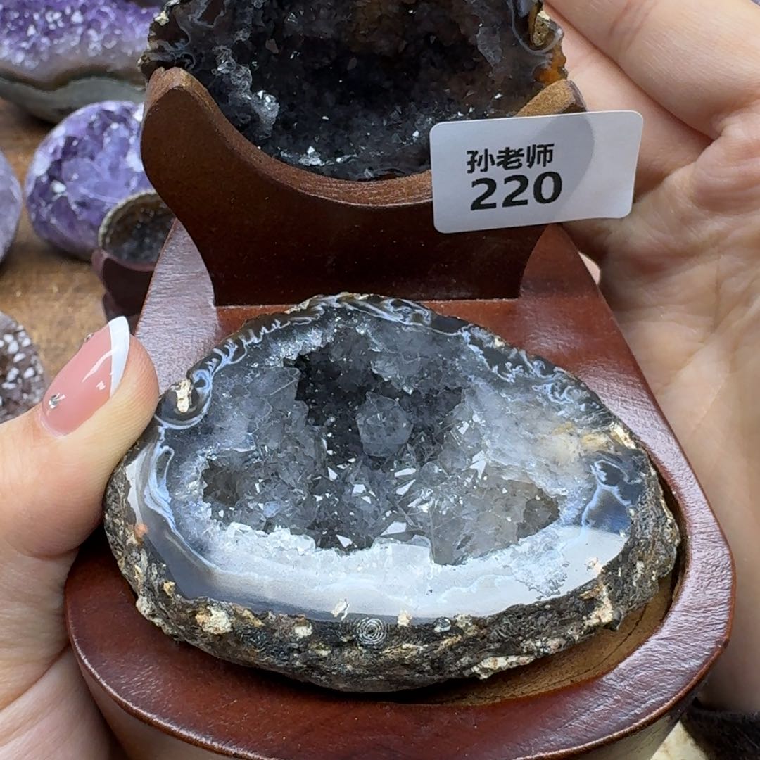 水晶大型摆件（非配饰）未镶嵌