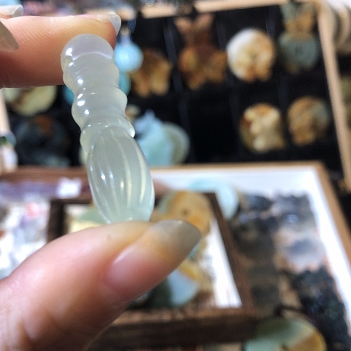 岫玉未镶嵌岫玉挂件