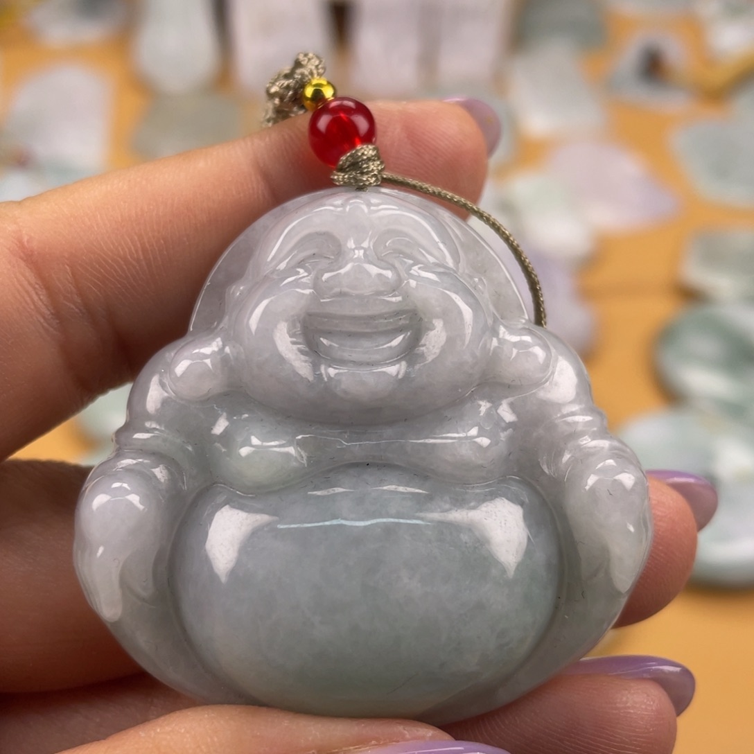 翡翠未镶嵌颈饰佛公