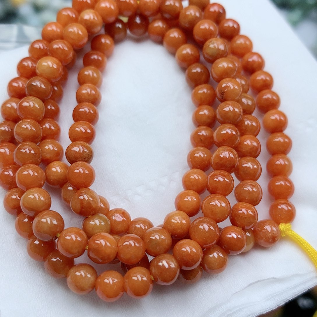 翡翠颈饰未镶嵌手串