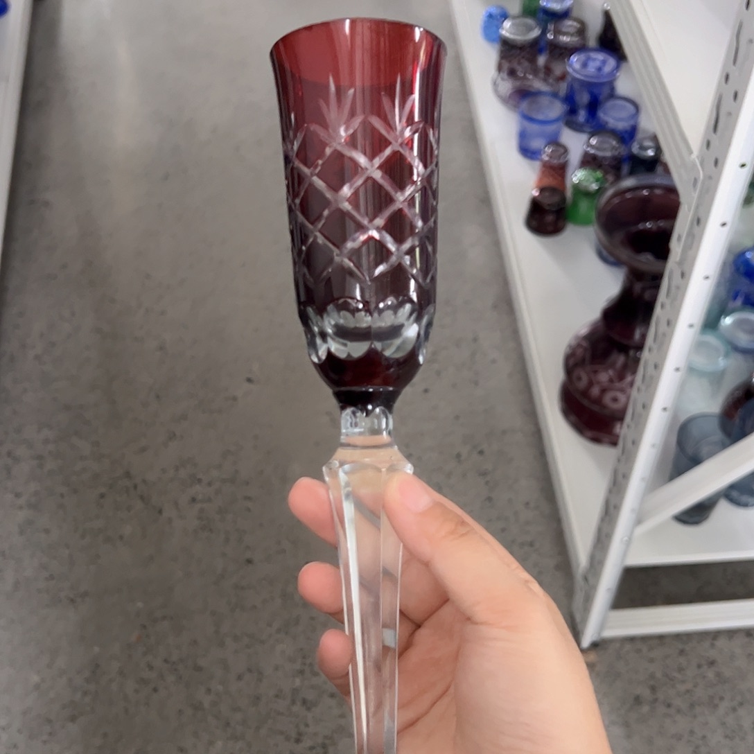 水晶玻璃平底款微瑕一个