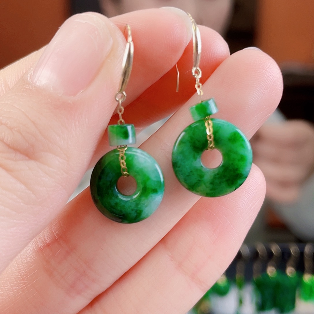 翡翠18K金镶嵌耳饰