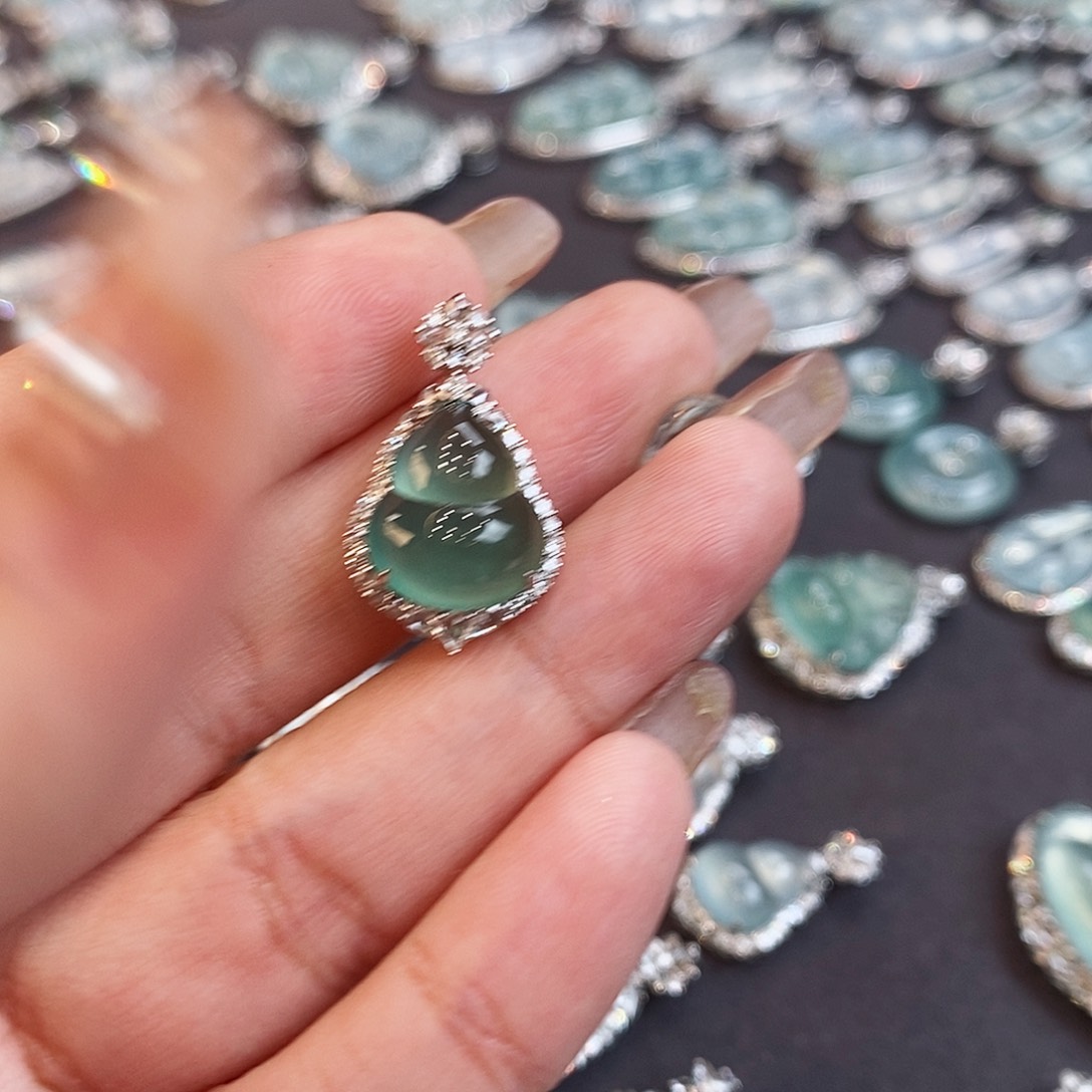 翡翠颈饰未镶嵌L****5天然缅甸a货翡翠