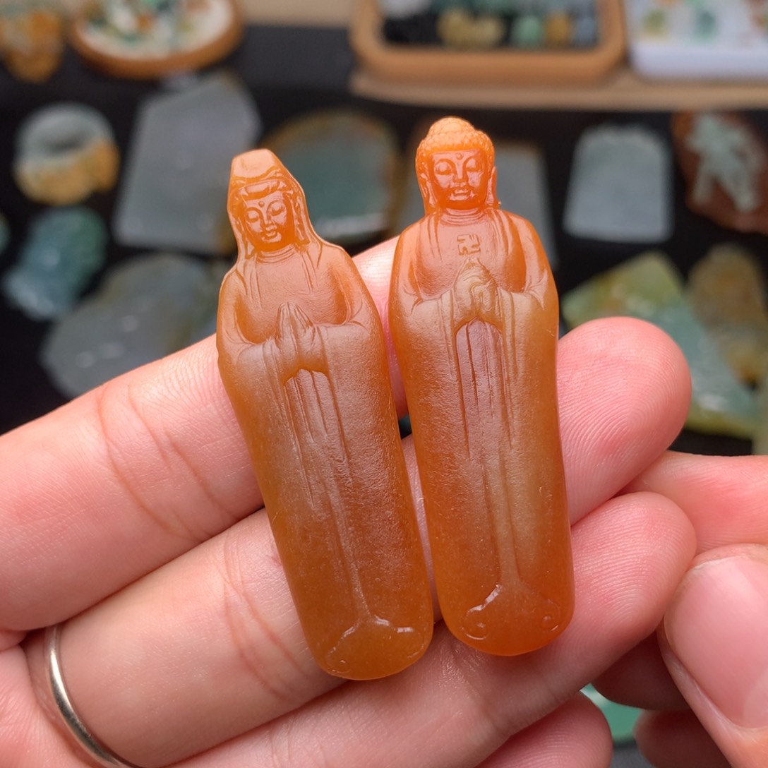 定制翡翠未镶嵌观音