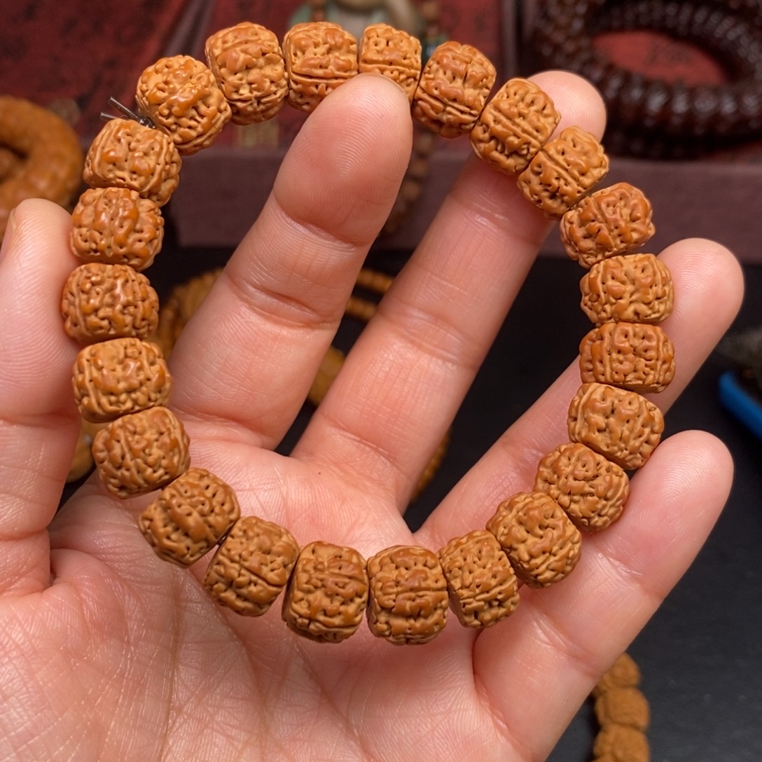 吊坠猴头核桃橄榄猴头