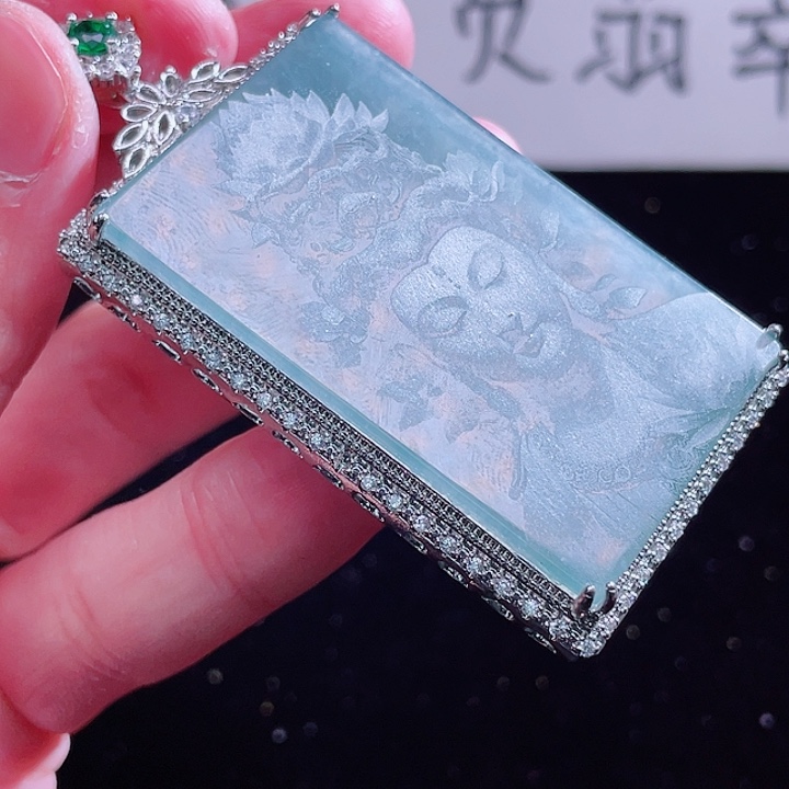 翡翠颈饰未镶嵌999999999