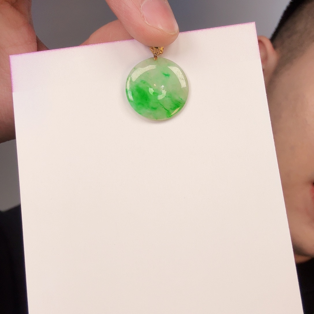 翡翠颈饰18K金镶嵌一件