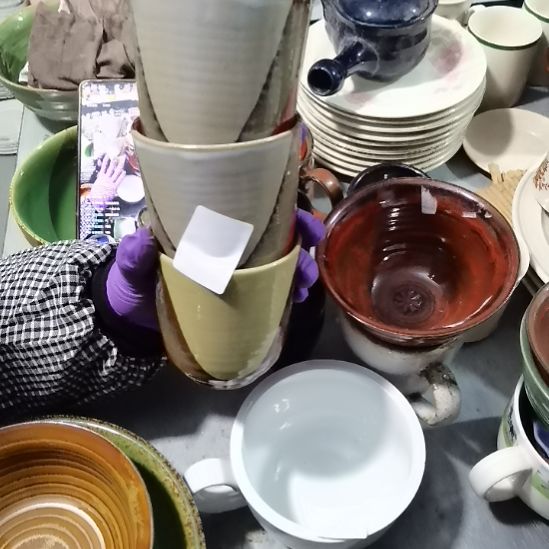 冬***阳瓷器微瑕不退不换3个