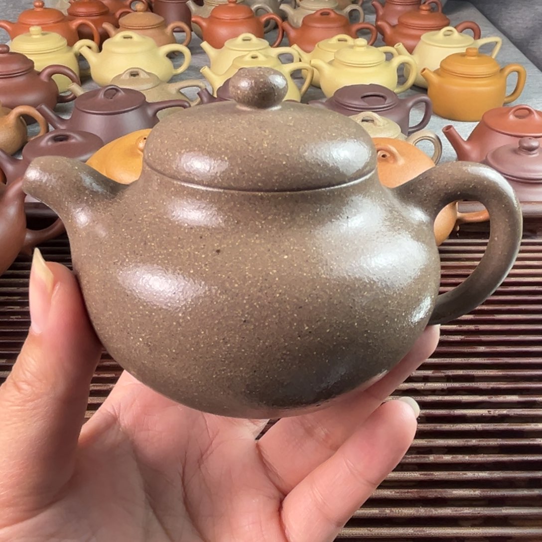 紫砂茶壶紫砂………………