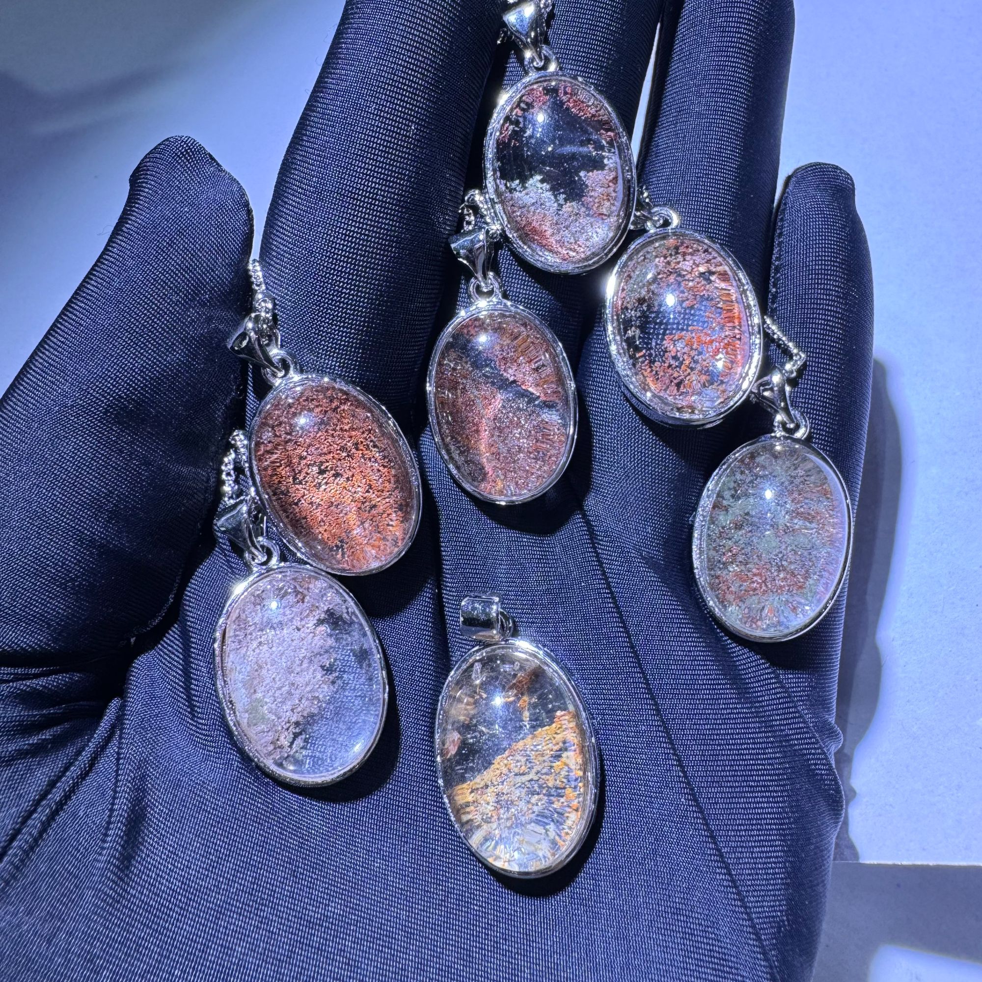 天然绿幽灵水晶吊坠含链-多样性发一-SJ090