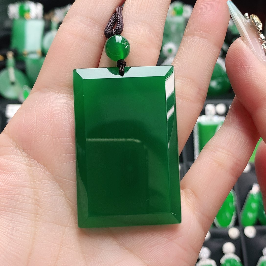 玛瑙/玉髓吊坠未镶嵌