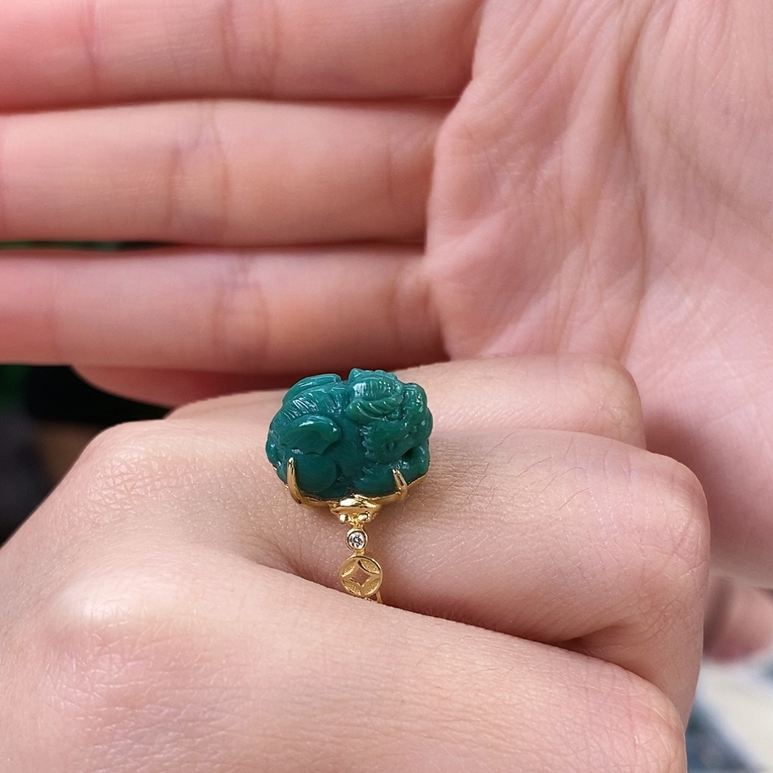 绿松石18K金镶嵌珠宝奇石