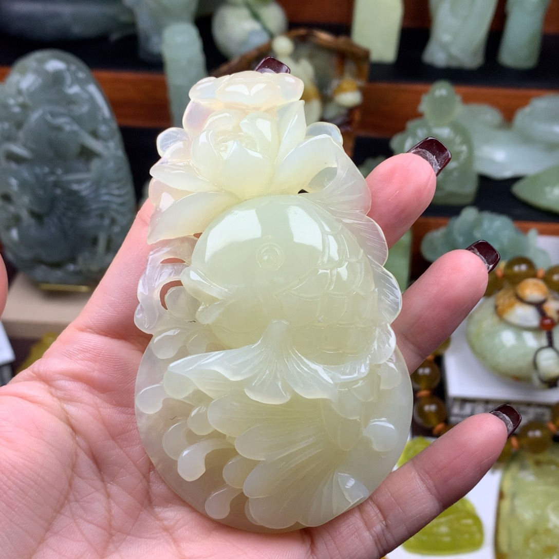 岫玉手把件未镶嵌