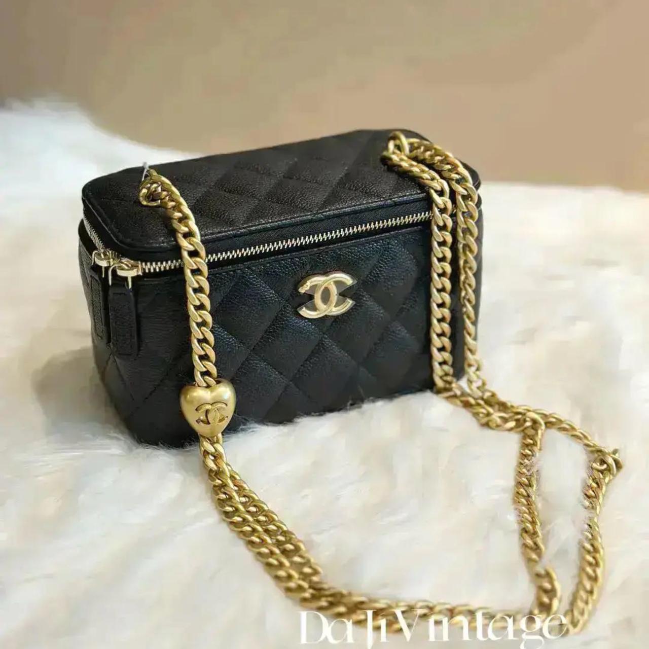 99新 Chanel/香奈儿 大吉中古/香奈儿黑金爱心金球长盒子斜挎包
