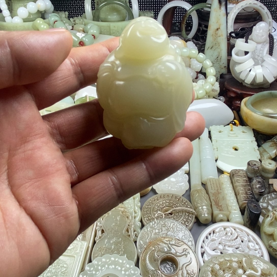 和田玉（糖玉）未镶嵌颈饰