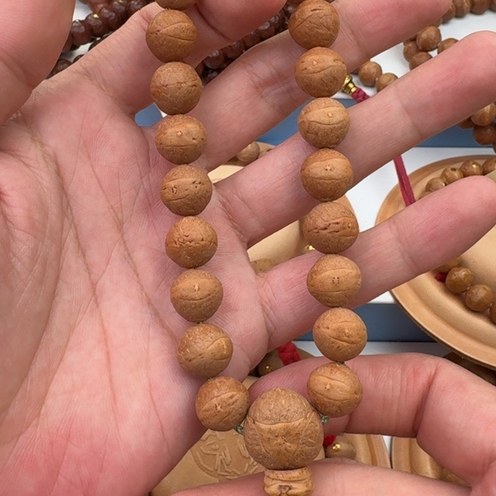 凤眼菩提手串12球圆铁籽