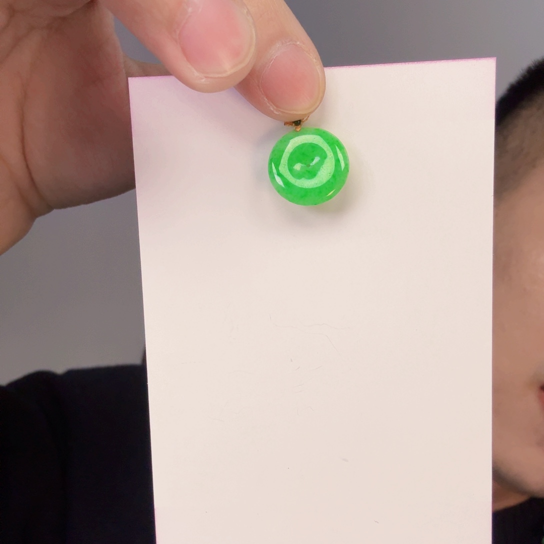 翡翠颈饰18K金镶嵌一件