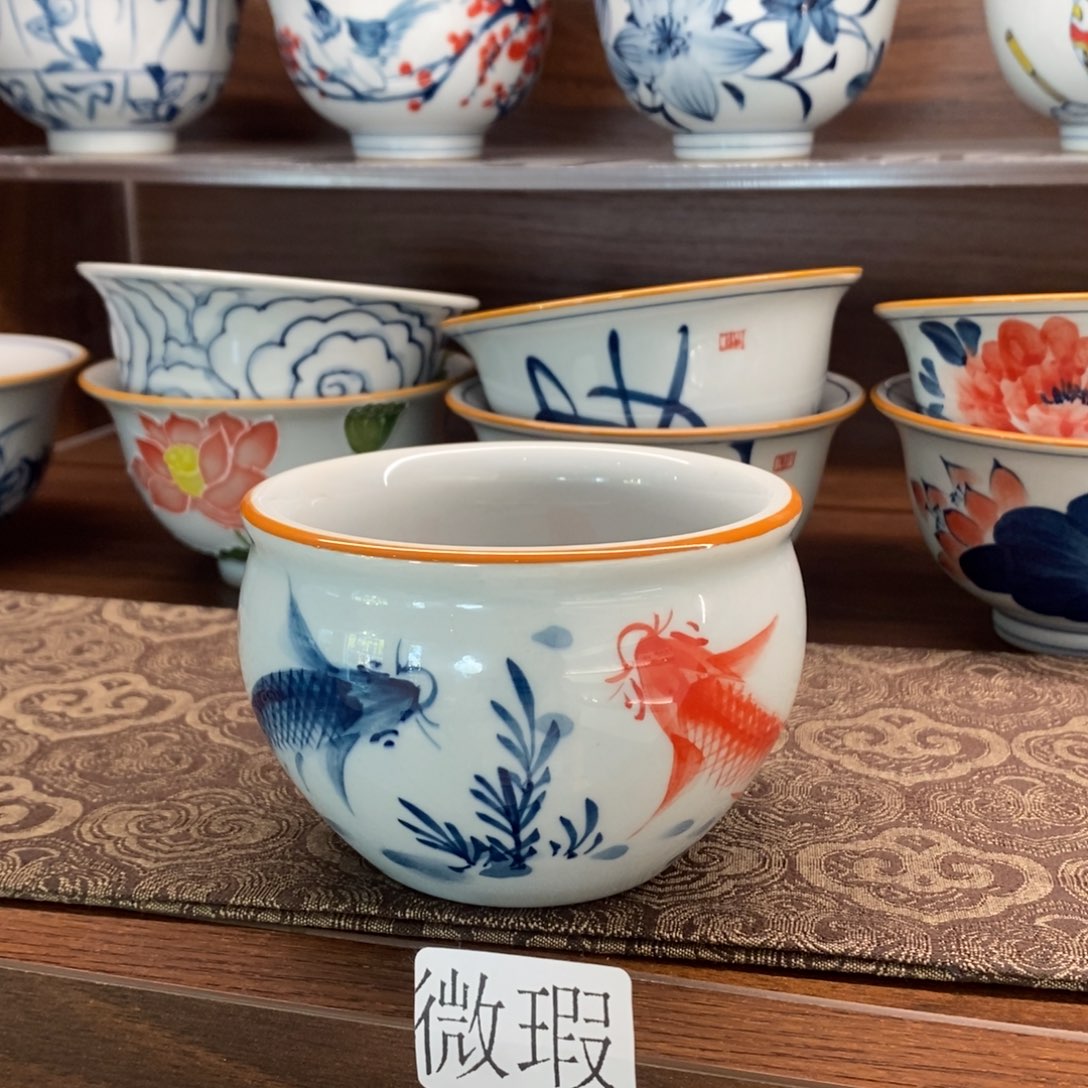釉下手绘茶具微瑕