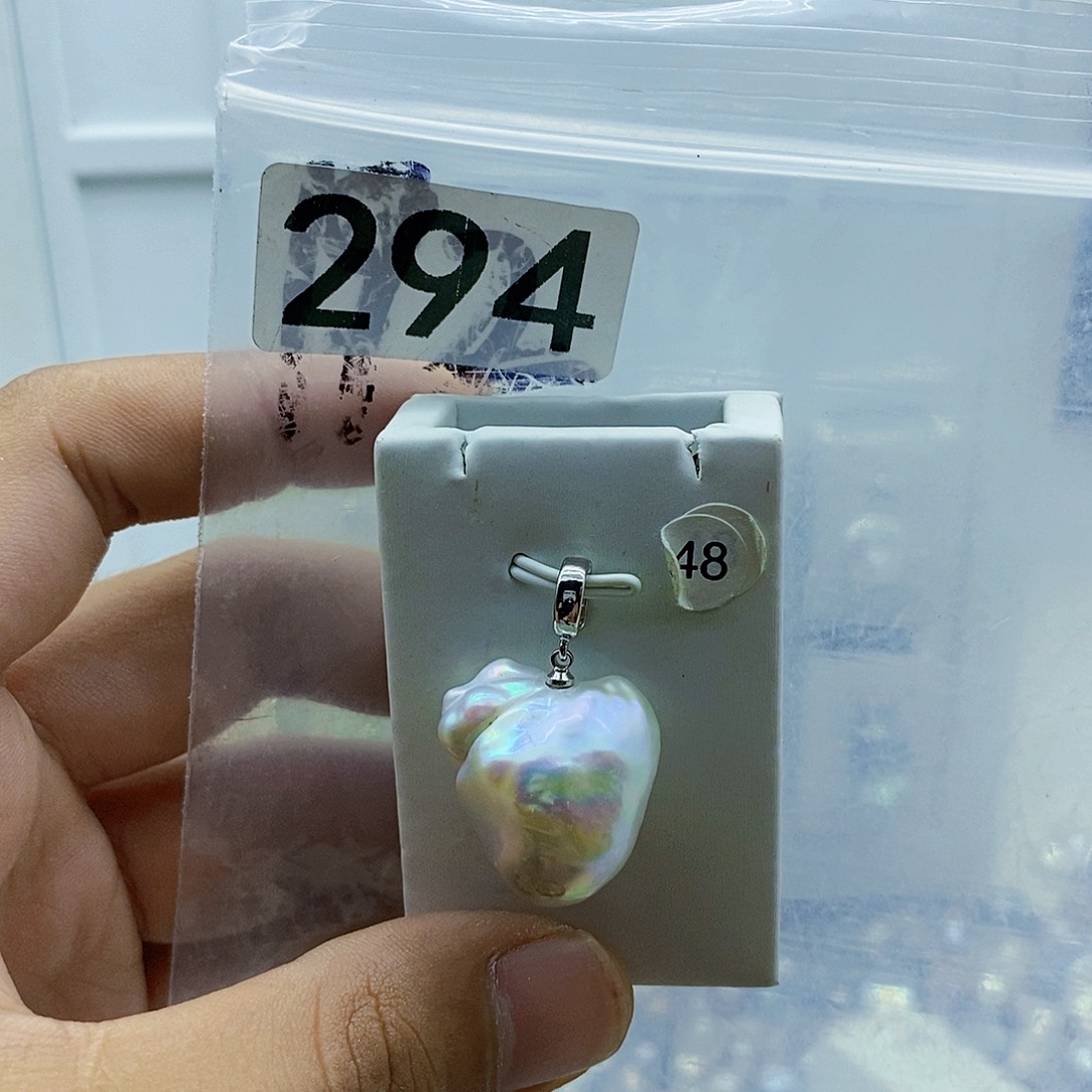 淡水珍珠合金颈饰