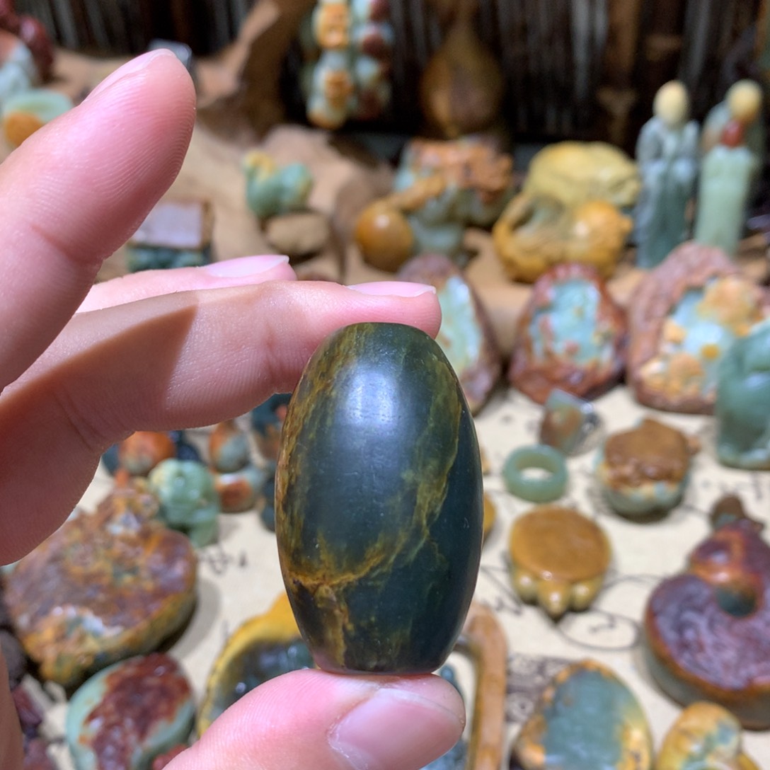 岫岩河磨玉（透闪石质玉）挂件未镶嵌