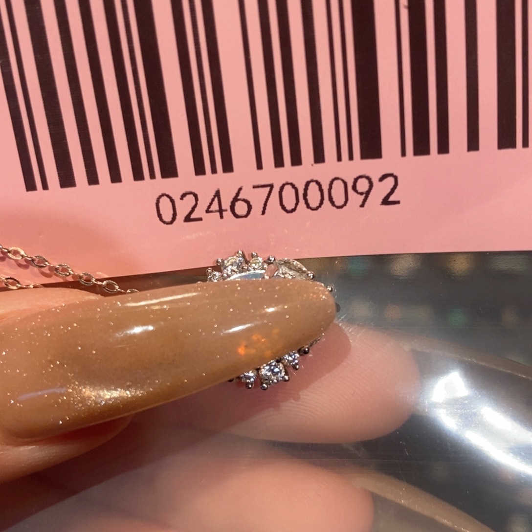 欧泊吊坠—银S925镶嵌太*了