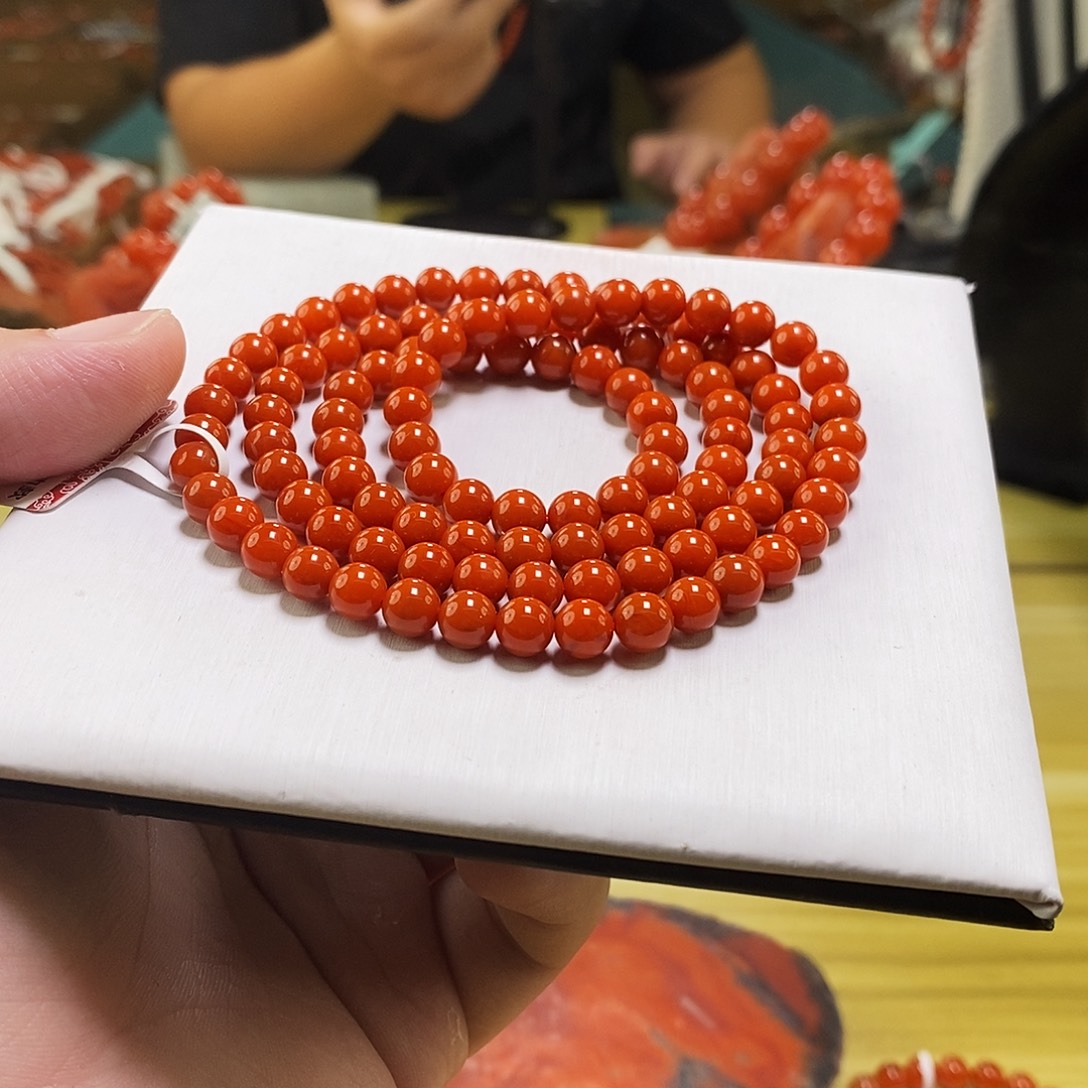 南红玛瑙未镶嵌手链