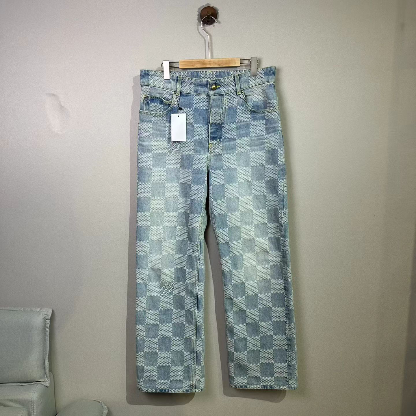 99新 LouisVuitton/路易威登 32码/时尚/25款棋盘格满印牛仔裤