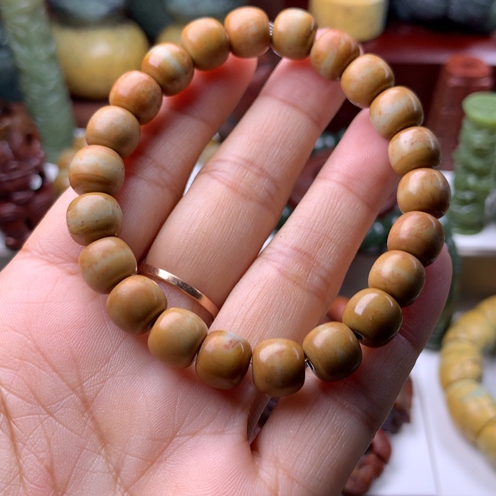 岫岩河磨玉（透闪石质玉）手链未镶嵌