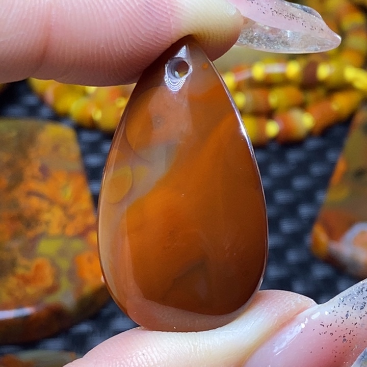 玛瑙/玉髓颈饰未镶嵌