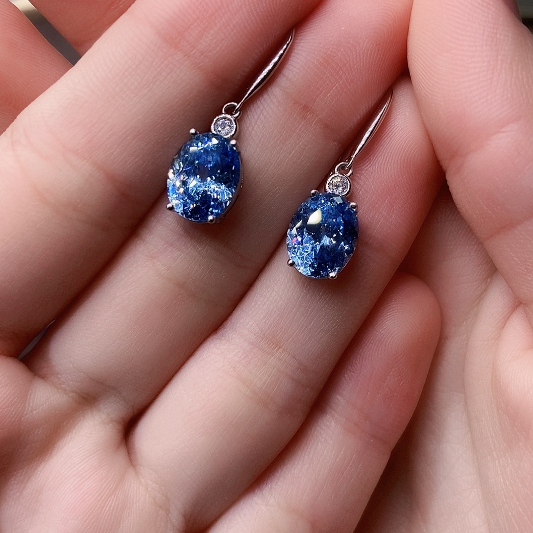 海蓝宝石银S925镶嵌耳坠